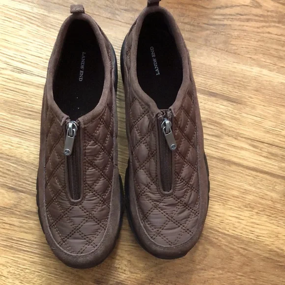 Lands End All Weather Zip Shoe Size 9 Expresso New, never worn - Picture 2 of 14